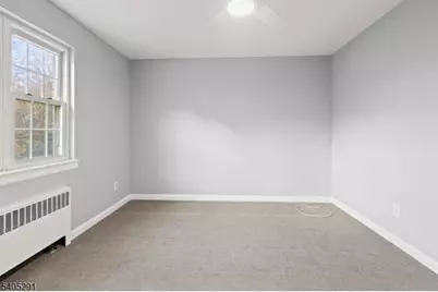 16 F Parkway Village #F, Cranford Township, NJ 07016 - Photo 11