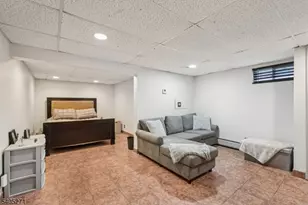 132 Linden Rd, Wayne Twp., NJ 07470 - Photo 19