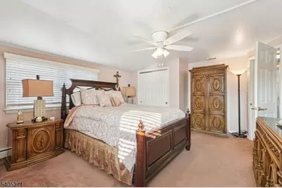 132 Linden Rd, Wayne Twp., NJ 07470 - Photo 15