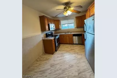 199 North Beverwyck Road #B2, Parsippany, NJ 07034 - Photo 3