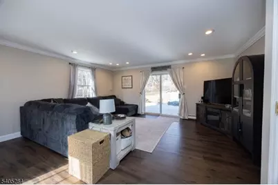 8 Luchetti Way, Andover Township, NJ 07860 - Photo 5