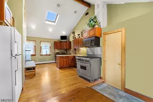 79 Fairfield Ave, West Caldwell, NJ 07006 - Photo 7