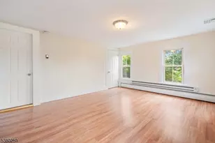 29 Walnut St, Sussex, NJ 07461 - Photo 7