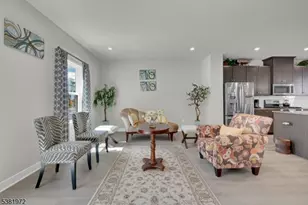 20 Peckwell St, Mount Olive, NJ 07828 - Photo 9