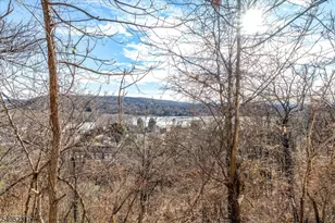 100 Pierson Miller Dr, Pompton Lakes, NJ 07442 - Photo 21