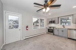 32 Walnut St, Pompton Lakes, NJ 07442 - Photo 5