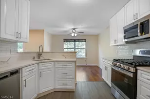 604 Knollwood Ct, Denville, NJ 07834 - Photo 7