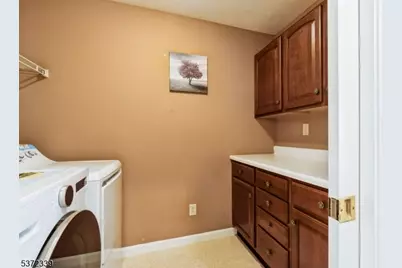 91 Roseland Ave #A8, Caldwell, NJ 07006 - Photo 31