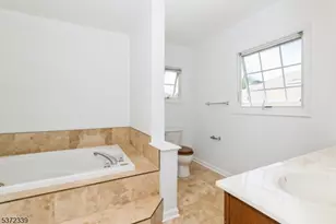 91 Roseland Ave, Caldwell, NJ 07006 - Photo 23