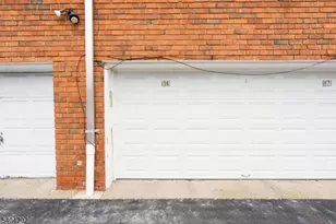 39 Harrison Ave, Montclair Twp., NJ 07042 - Photo 19