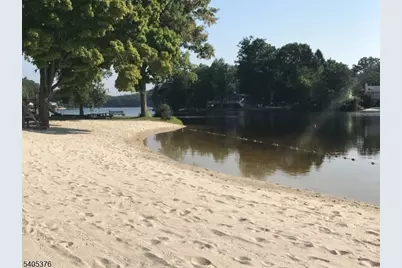 73 W Shawnee Trl, Jefferson Township, NJ 07885 - Photo 49