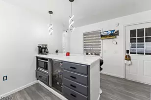 38 Helen Ave, Woodbridge Township, NJ 07001 - Photo 3