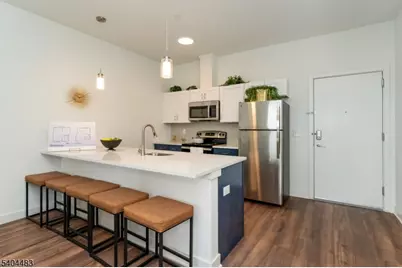 18 W Main St #303, Bound Brook, NJ 08805 - Photo 3