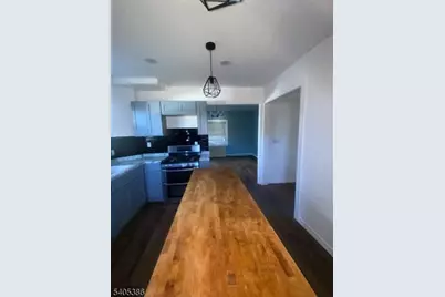 48 Laurel Ave, East Orange, NJ 07017 - Photo 3