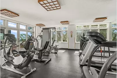 616 S Orange Ave, Skyhouse 4 #SH4, Maplewood, NJ 07040 - Photo 31