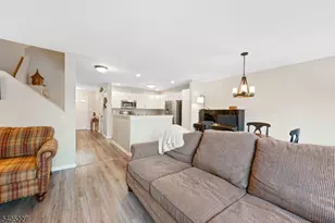 30 Hickory Way, Mount Arlington, NJ 07856 - Photo 9