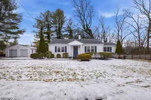 15 Wheeler Rd, Chester, NJ 07930 - Photo 3