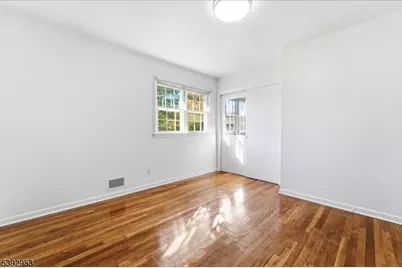 35 Brooktree Rd, East Windsor Township, NJ 08520 - Photo 23