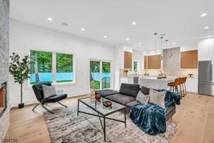 7 Royal Ave, Livingston, NJ 07039 - Photo 7