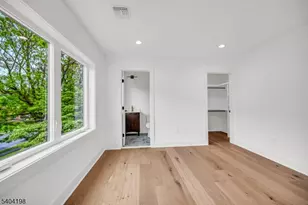 7 Royal Ave, Livingston, NJ 07039 - Photo 43