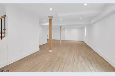 7 Royal Ave, Livingston, NJ 07039 - Photo 17