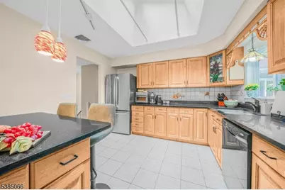 18 Juniper Ter, Ringwood, NJ 07456 - Photo 9