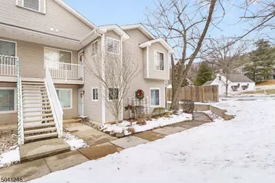 47 Spruce Ct, Bedminster Township, NJ 07921 - Photo 1