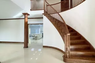 662 Foothill Rd, Bridgewater, NJ 08807 - Photo 3