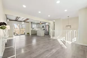 12 Hobart Trail, Hopatcong, NJ 07843 - Photo 9