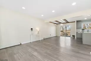 12 Hobart Trail, Hopatcong, NJ 07843 - Photo 9