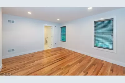 360 Orange Rd #1, Montclair, NJ 07042 - Photo 37