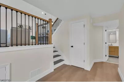 183 Winifred Dr, Totowa, NJ 07512 - Photo 13