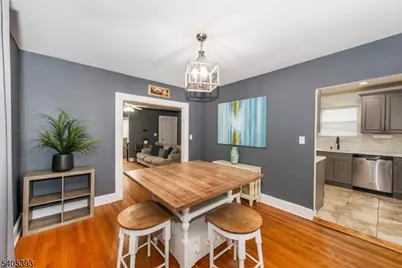 47 Ampere Pkwy, East Orange, NJ 07017 - Photo 5