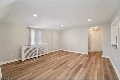 2-33 31st St, Fair Lawn, NJ 07410 - Photo 7