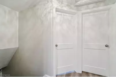 2-33 31st St, Fair Lawn, NJ 07410 - Photo 13