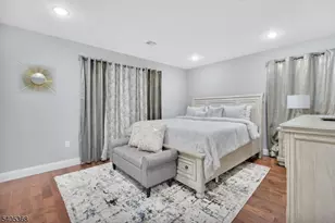 225 S 9th St, Newark, NJ 07103 - Photo 25