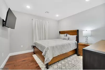 225 S 9th St, Newark, NJ 07103 - Photo 27