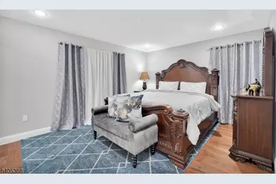 225 S 9th St, Newark, NJ 07103 - Photo 29