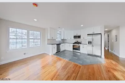 71 Lindsley Ave, Newark, NJ 07106 - Photo 13