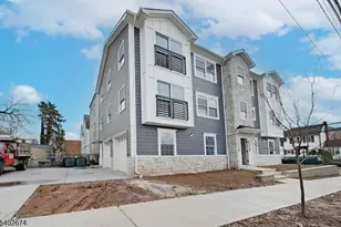 71 Lindsley Ave, Newark, NJ 07106 - Photo 1