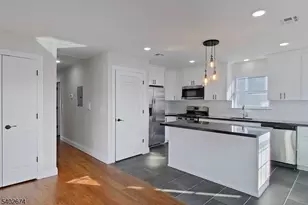 71 Lindsley Ave, Newark, NJ 07106 - Photo 25