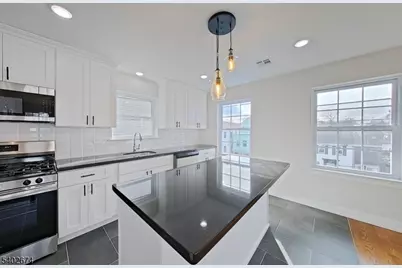 71 Lindsley Ave, Newark, NJ 07106 - Photo 47