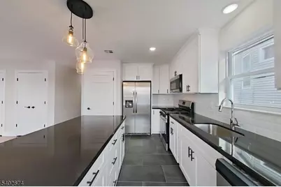 71 Lindsley Ave, Newark, NJ 07106 - Photo 27