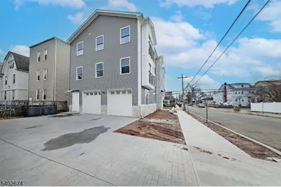 71 Lindsley Ave, Newark, NJ 07106 - Photo 7