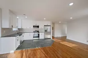 71 Lindsley Ave, Newark, NJ 07106 - Photo 17