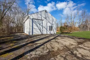 127 Stockton Ave, Franklin Township, NJ 08540 - Photo 25