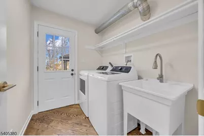 127 Stockton Ave, Franklin Township, NJ 08540 - Photo 11