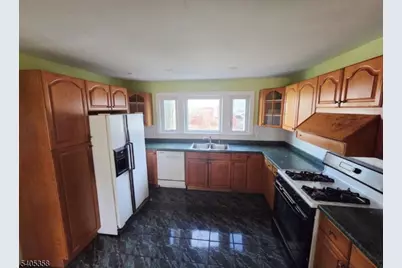 377 Lum Ave, Union Township, NJ 07083 - Photo 5