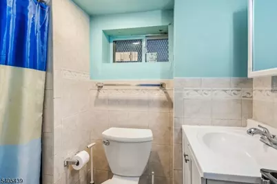 48 Arverne Ter, Irvington, NJ 07111 - Photo 27