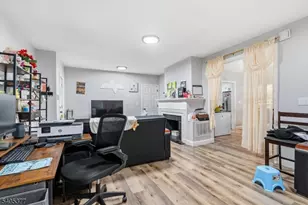 288 William St, East Orange, NJ 07017 - Photo 17